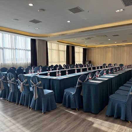 Country Inn&Suites By Radisson, Shanghai Pvg Екстер'єр фото